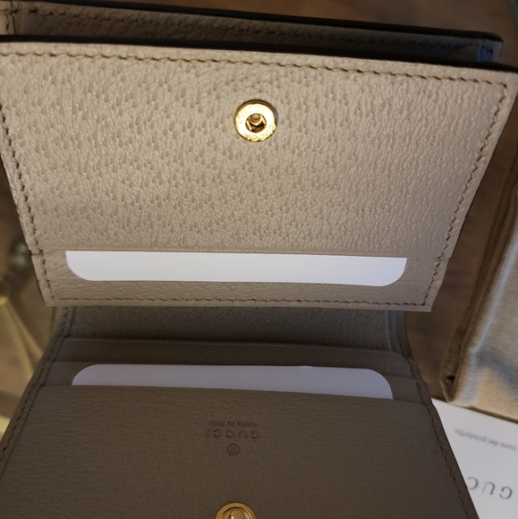 Authentic Gucci Ophidia Card Case. - Picture 9 of 11